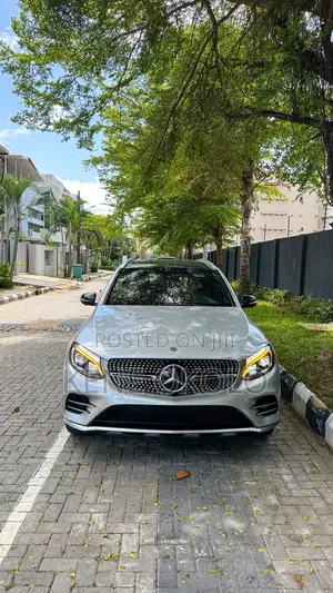 Mercedes-Benz GLC-Class 2018 Silver