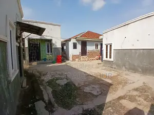 3bdrm Block of Flats in Kubwa for sale