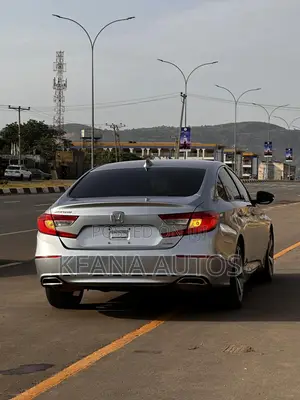 Honda Accord 2018 Silver