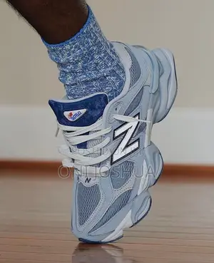 New Balance Big Boys and Girl Sneakers