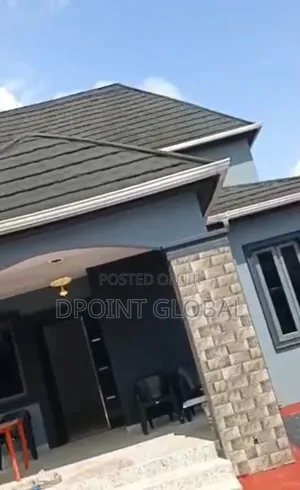 Furnished 5bdrm Penthouse in Unique Estate, Baruwa for sale