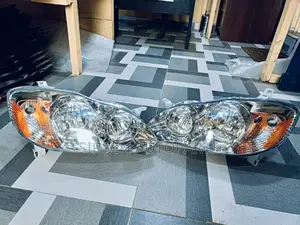 Headlight/Headlamp Toyota Corolla 2005/2006