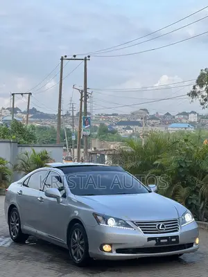 Lexus ES 350 2012 Silver