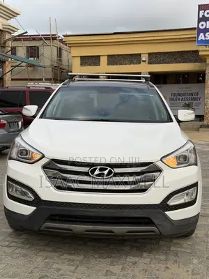 Hyundai Santa Fe 2015 White