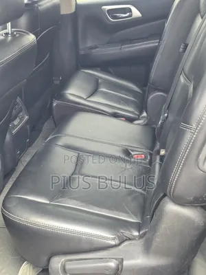 Nissan Pathfinder 2015 Gray