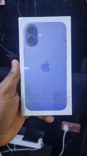 New Apple iPhone 16 128 GB Blue