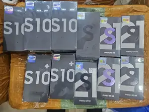 New Samsung Galaxy S10 128 GB Green