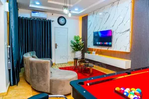 Shortlets/Apartments/Airbnb