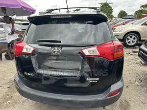 Toyota RAV4 LE 4dr SUV (2.5L 4cyl 6A) 2014 Black