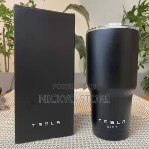 Tesla Gift 700ml Stainless Steel Vacuum Tumbler
