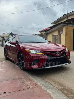 Toyota Camry XSE (2.5L 4cyl 8A) 2019 Red
