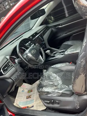 Toyota Camry XSE (2.5L 4cyl 8A) 2019 Red