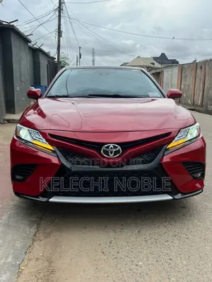 Toyota Camry XSE (2.5L 4cyl 8A) 2019 Red
