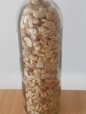 Dee Unique Cashew Nuts