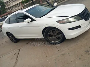Honda Accord Crosstour EX-L AWD 2011 White