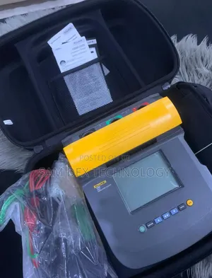 Fluke 1555 Fc Insulation Resistance Tester