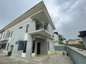 5bdrm Duplex in Mayfair Gardens for rent