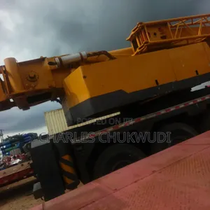 200tons XCMG Motor Crane