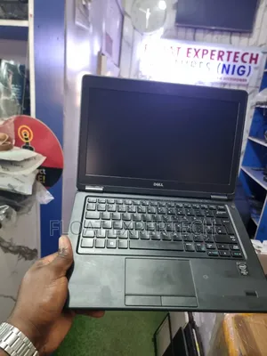Laptop Dell Latitude 12 7250 8GB Intel Core i5 SSD 256GB