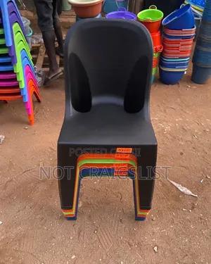 Plastic Chairs for Fast Food Eatery Businesses