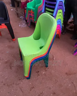 Strong Plastic Chairs for Indoor Waiting Areas
