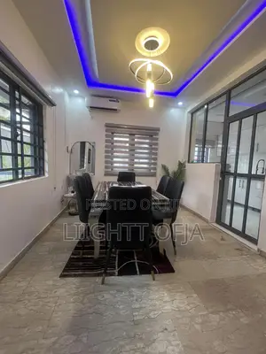 3 Bedroom Shortlet Available