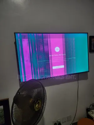 * 55inch Hisense Tv Full Smart Screen Fault