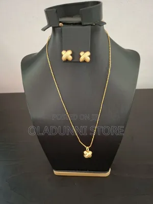 High Quality Plated Gold Earring and Pendant With Necklace