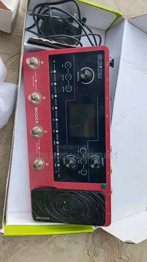 Mooer Ge150pro Li Rechargeable Powered Guitar Effect Processor.