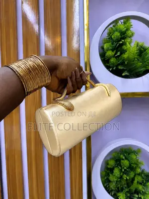 Luxury Purse Available in 7 Beautiful Colours Quality Top Notch