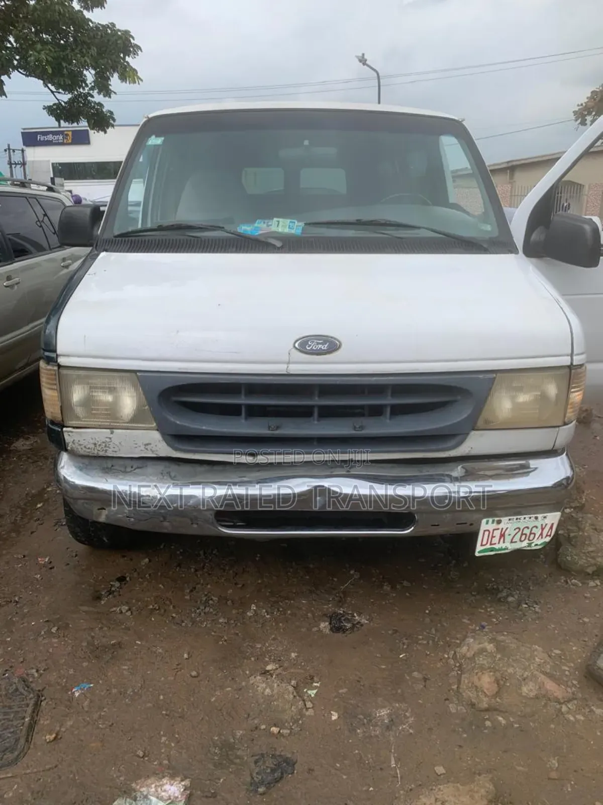 Ford E350 2005 White