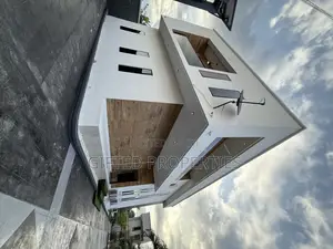 Furnished 5bdrm Duplex in Majesty Estate Off, Rumueprikom for sale