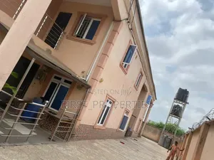 2bdrm Block of Flats in Akuru Elebu Ibadan for sale
