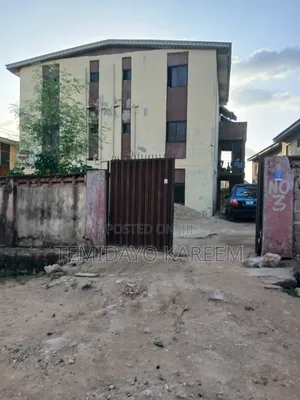3bdrm Block of Flats in Goodwill Estate, Berger for sale