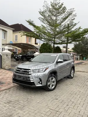 Toyota Highlander Limited 4dr SUV AWD (3.5L 6cyl 6A) 2015 Silver
