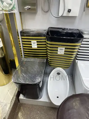Italian Executives Toilet With Wall Mounted Basin