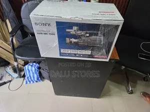 Sony HXR-Mc1500 Hd Camcorder Pal