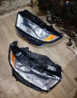 Tokunbo Head Light Ford Edge 017