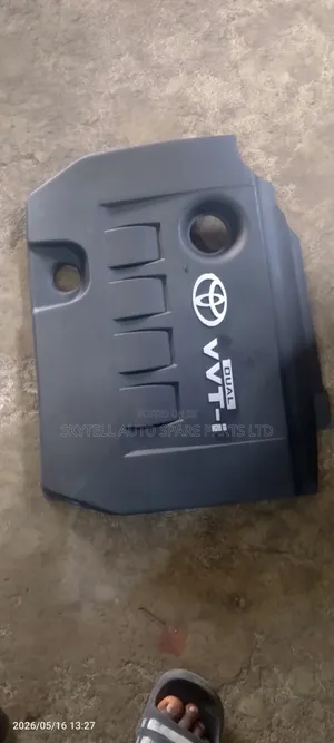 Top Engine Cover for Toyota Corolla 2008 to 2012