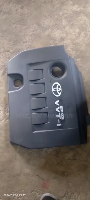 Top Engine Cover for Toyota Corolla 2008 to 2012