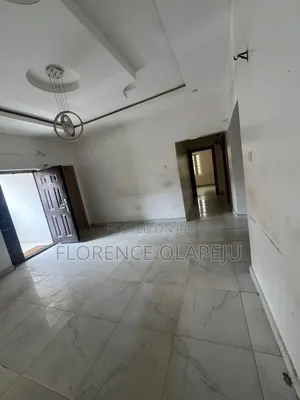 3bdrm Block of Flats in Oluyole Extension for rent