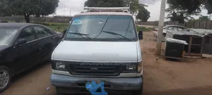 Ford E250 2002 White