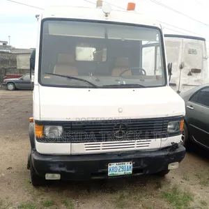 Mercedes-Benz Sprinter 1998 White