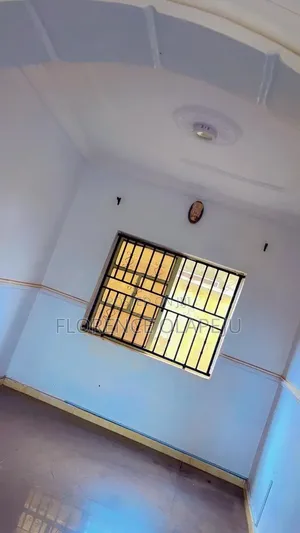 2bdrm Block of Flats in Liberty Academy, Oluyole for rent
