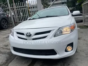 Toyota Corolla LE 4dr Sedan (1.8L 4cyl 4A) 2011 White