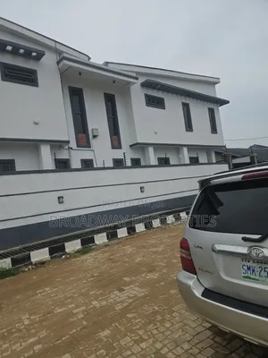3bdrm Duplex in Omole Phase2 for sale