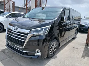 Toyota Granvia 2023 Black