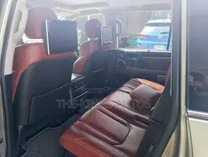 Lexus LX 570 (5 seats) AWD 2016 Gray