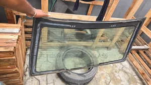 C300 2010 Back Windscreen Glass Available at Chimatex