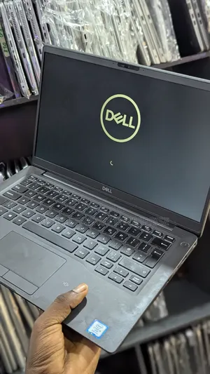 New Laptop Dell Latitude 7400 16GB Intel Core i5 SSD 256GB
